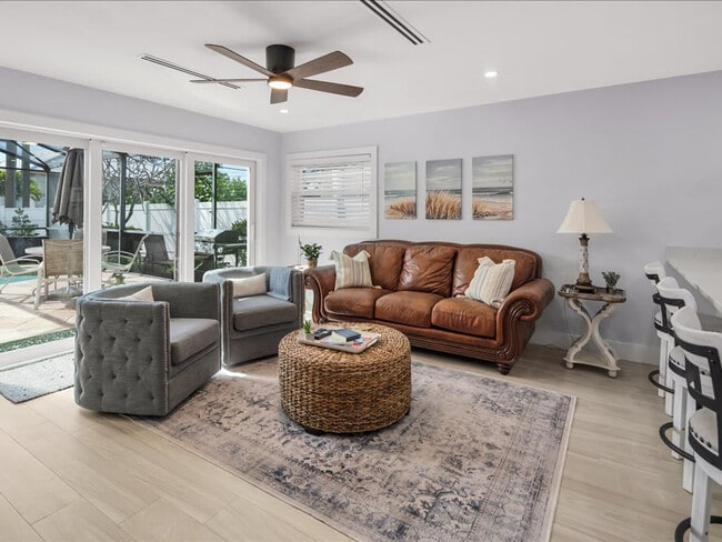 Foto del edificio - 692 106th Ave N