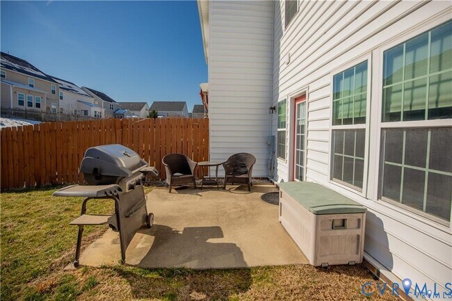 Foto del edificio - 7390 Smoothbore Ln