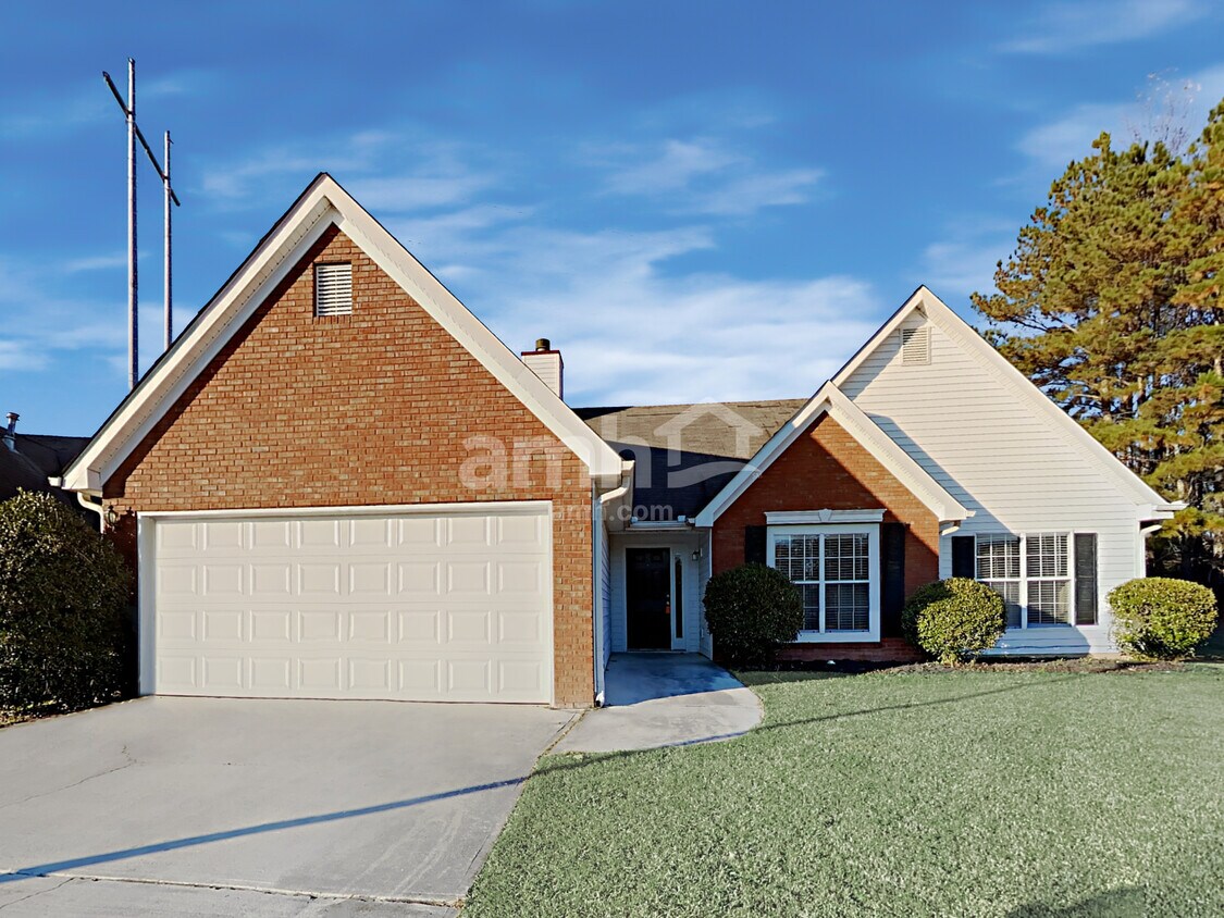 Primary Photo - 1545 Maple Pointe Court