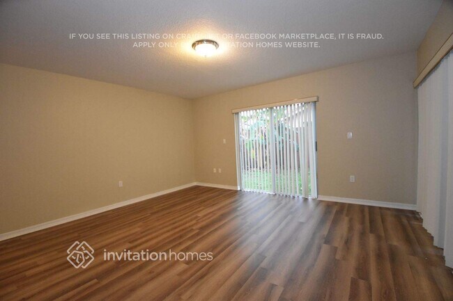 Foto del edificio - 10522 SW 161st Ave