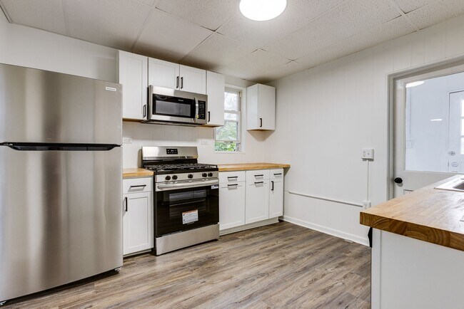 Foto del edificio - 955 E Warrington Ave
