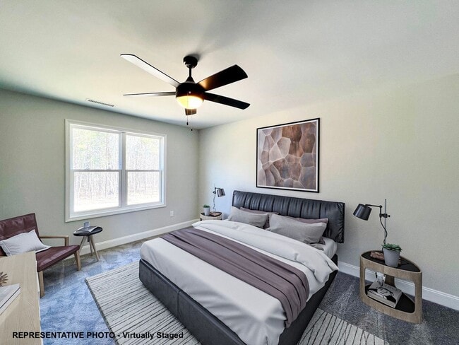 Building Photo - 4 Bedroom Home-Move in Special *$500 Visa ...
