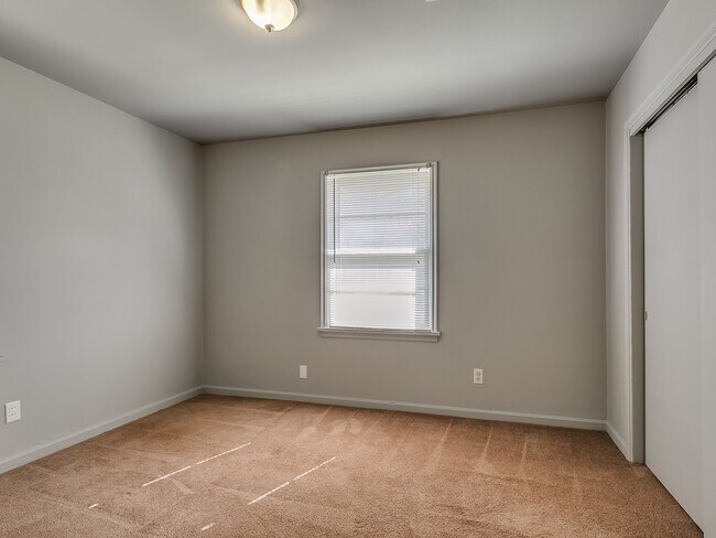 Foto del edificio - 1307 NW 81st St