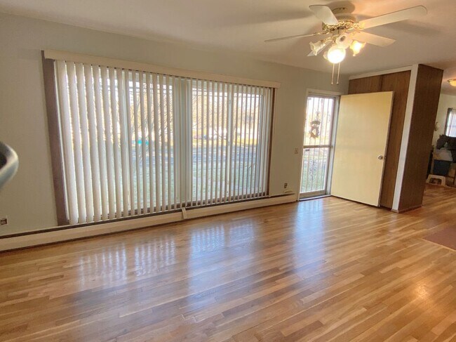 Foto del edificio - 1092 Forbes St