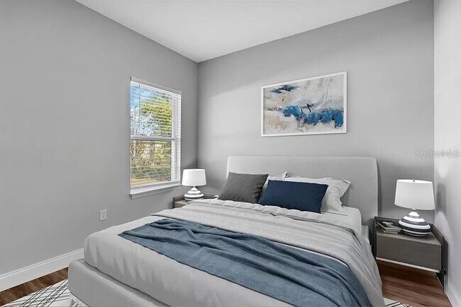 Foto del edificio - 6006 SW 154th Place Rd