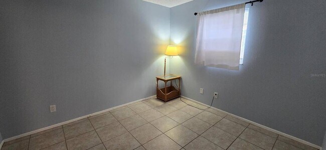 Foto del edificio - 588 Fairways Ln