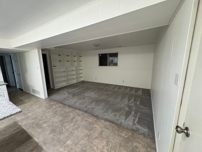 Building Photo - 529 W 1600 S