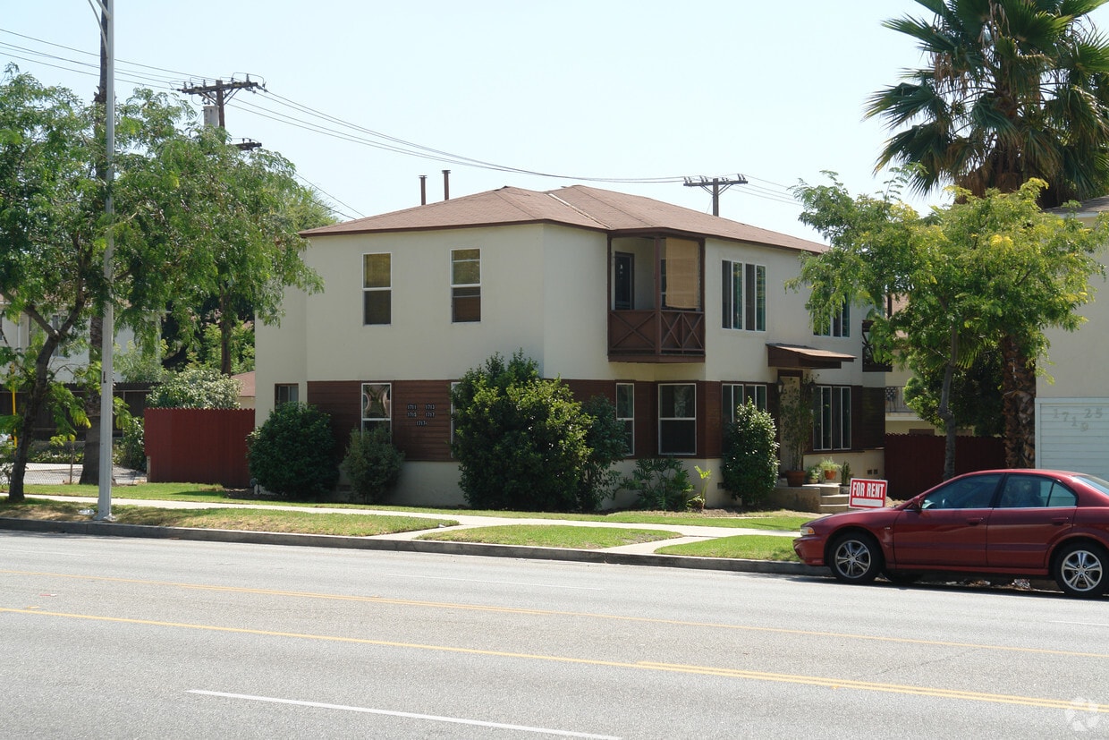 1711 N Glenoaks Blvd, Burbank, CA 91504 Apartments Burbank, CA