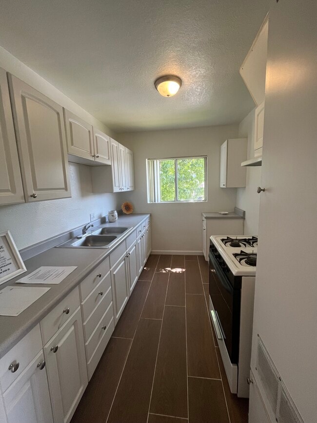 Building Photo - 7013 Coldwater Canyon Ave