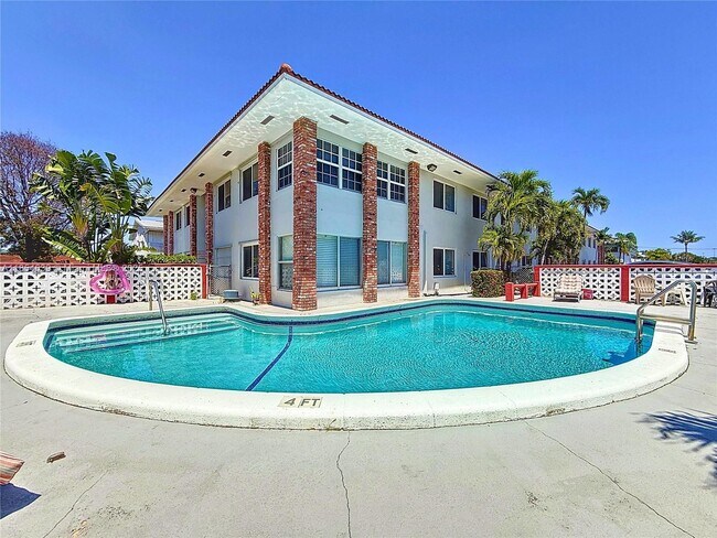 Foto del edificio - 2101 NE 51st St