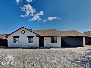 Building Photo - 830 W Mohawk Ln
