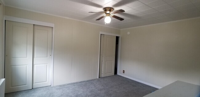 Building Photo - 1329 Beechview Ave