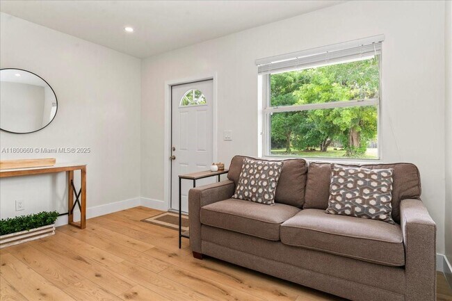Foto del edificio - 6532 SW 59th Ct