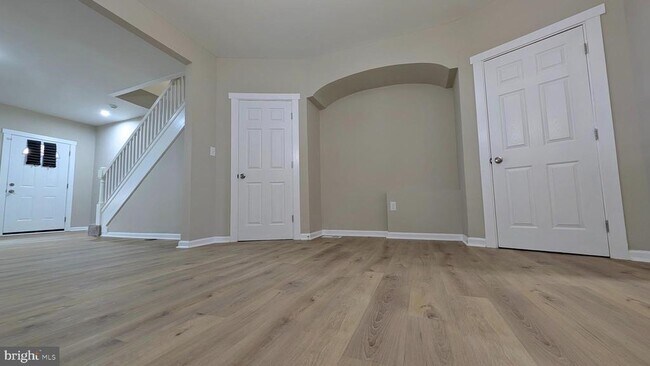 Foto del edificio - 4211 Sheldon Ave