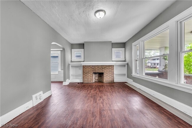 Building Photo - 414 E 147th St