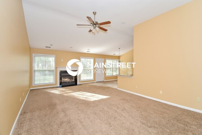 Foto del edificio - 16719 Summit Vista Way