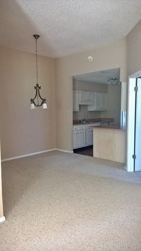 Foto del edificio - 1693 Beaver Trail Dr