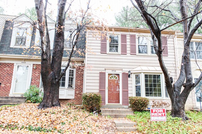 Building Photo - 5546 Bridgewood Dr