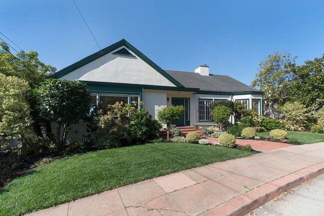 Building Photo - 349 San Carlos Ave