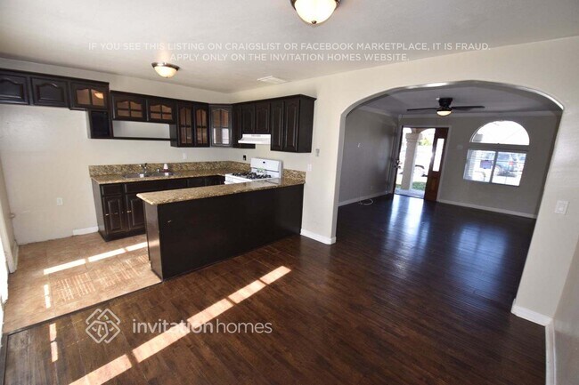 Foto del edificio - 212 E 185th St