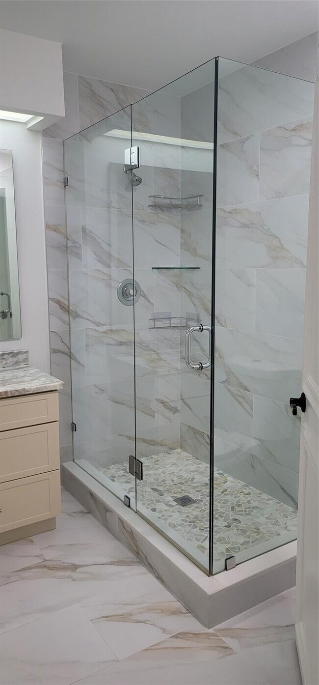 Foto del edificio - 10790 NW 14th St