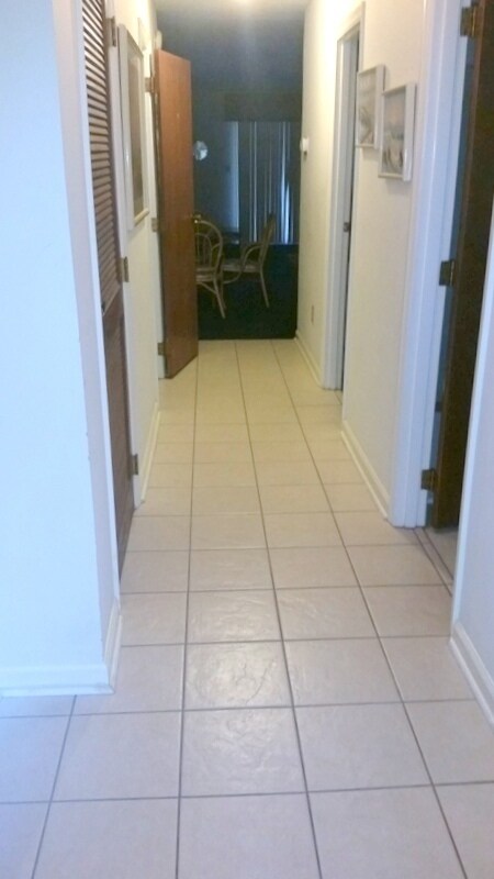 Building Photo - Golf Colony Unit 21F 2 Bedroom/2 Bathroom