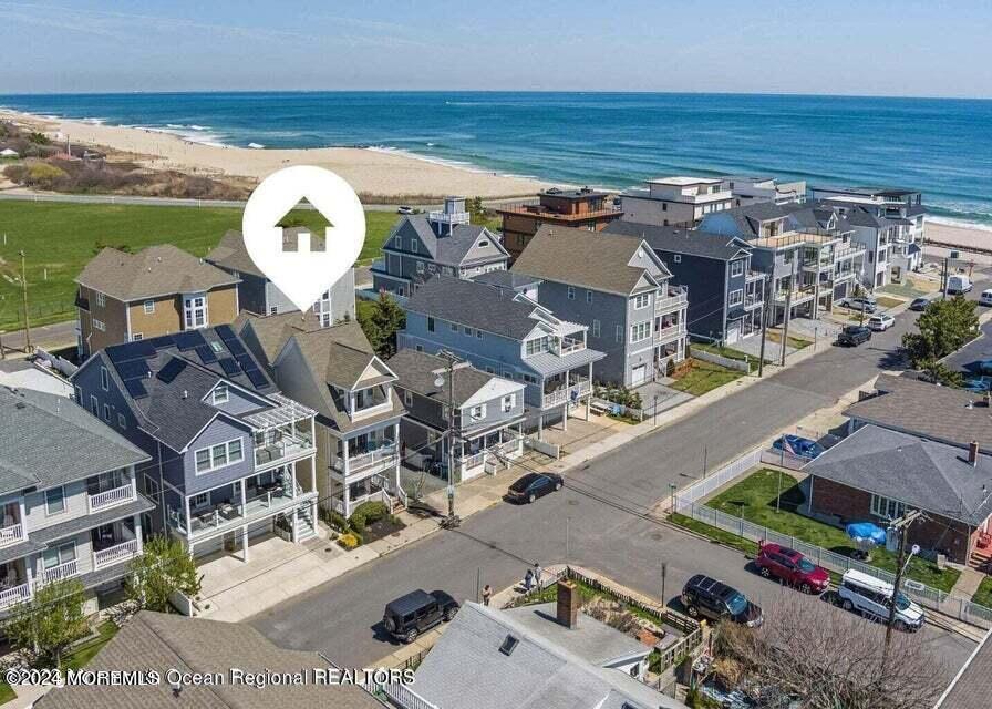 Primary Photo - 37 Ocean Terrace
