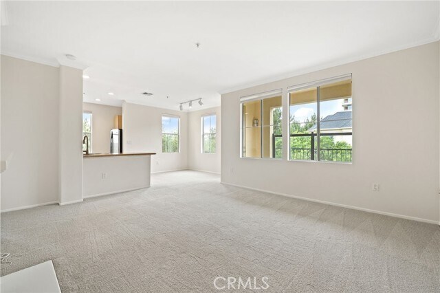 Building Photo - 2431 Watermarke Pl
