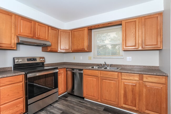 Foto del edificio - 1701 Collinspark Ct