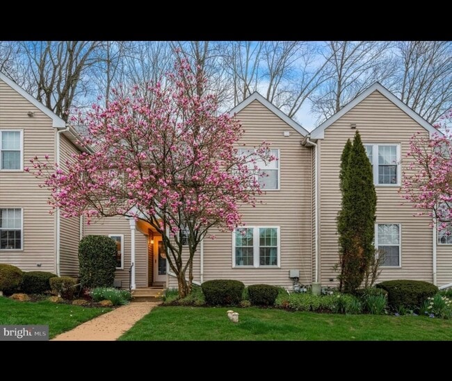 Building Photo - 338 Cashel Ct