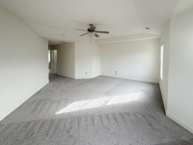 Foto del edificio - 2529 Moray Pl
