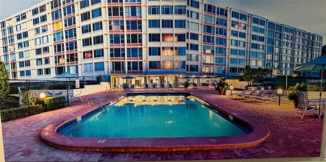 Building Photo - 700 Mirror Terrace NW