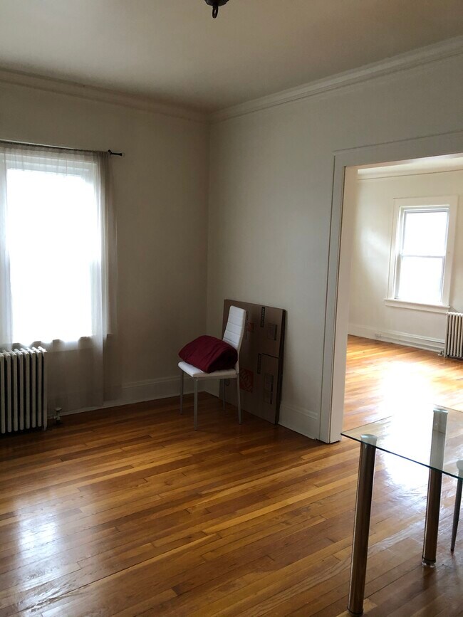 1507 Dormont Ave Unit 4, Pittsburgh, PA 15216 Apartments in Pittsburgh, PA