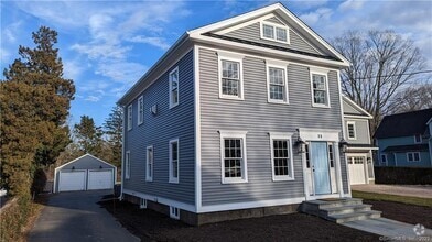 Building Photo - 35 Graves Ave