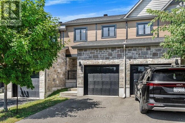 Building Photo - 1132 Docteur Corbeil Blvd