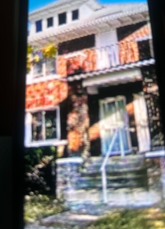 Building Photo - 5005 Whitfield St