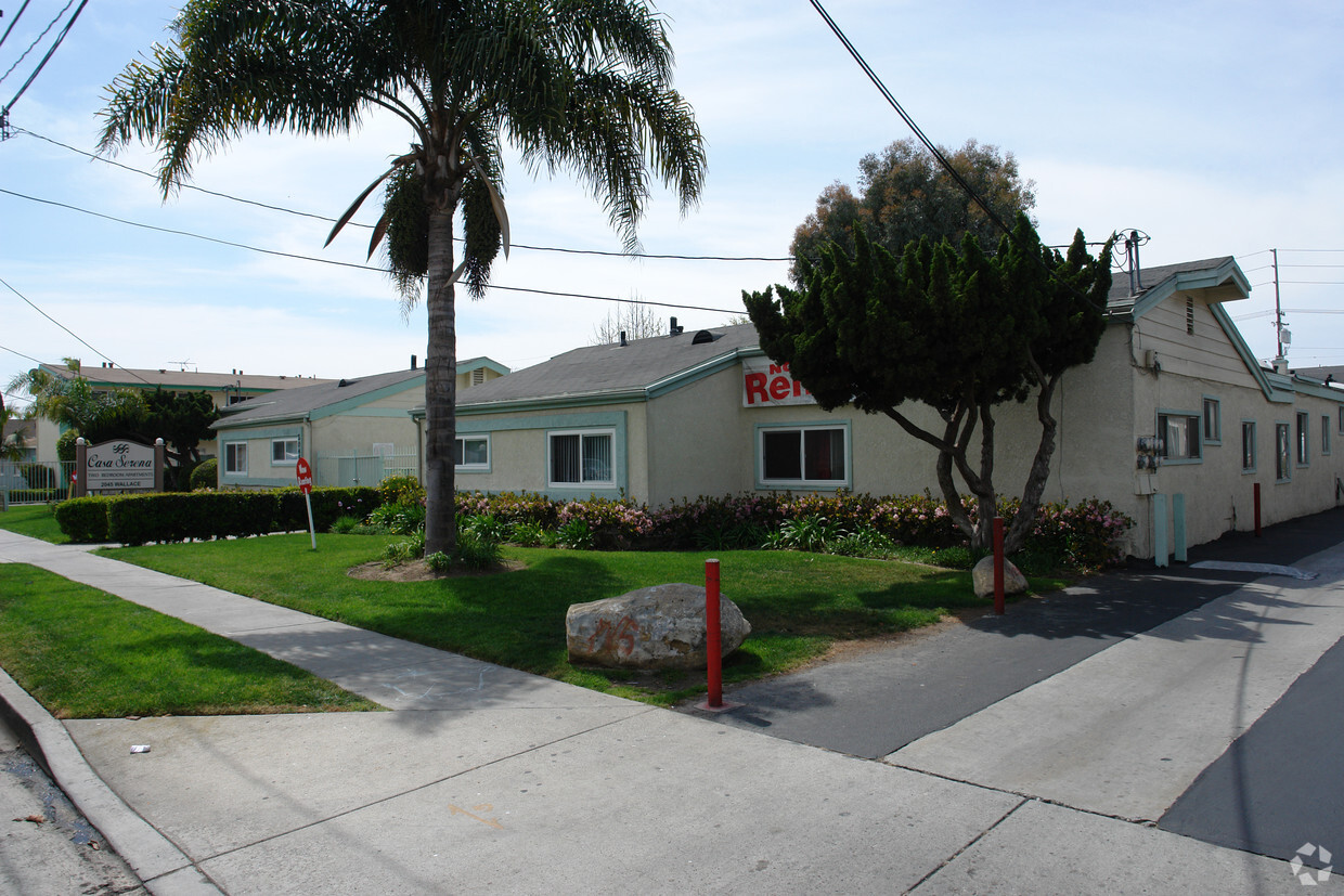 Building Photo - Casa Serena Townhomes