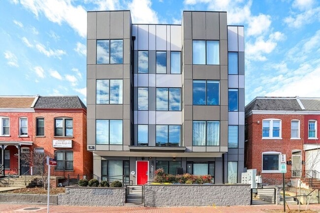 Building Photo - 2812 Georgia Ave NW