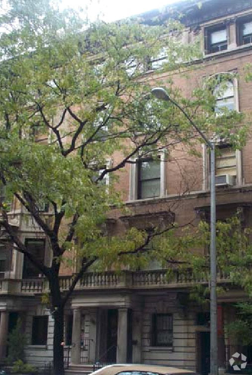 Primary Photo - 49 E 74th St