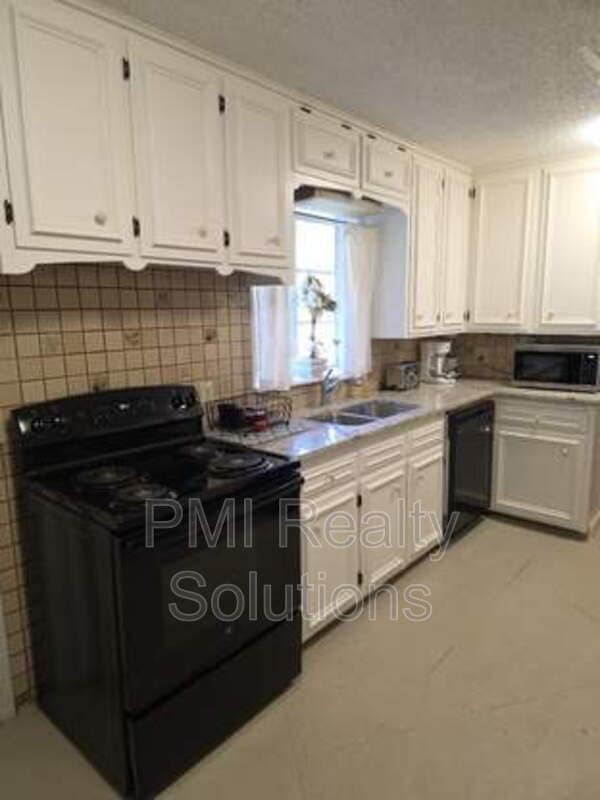 Foto del edificio - 4506 E 38th Pl