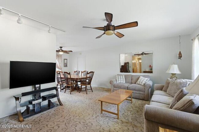 Foto del edificio - 1163 Manor Dr