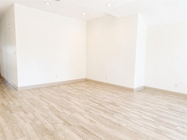 Building Photo - 809 Big Bend Dr