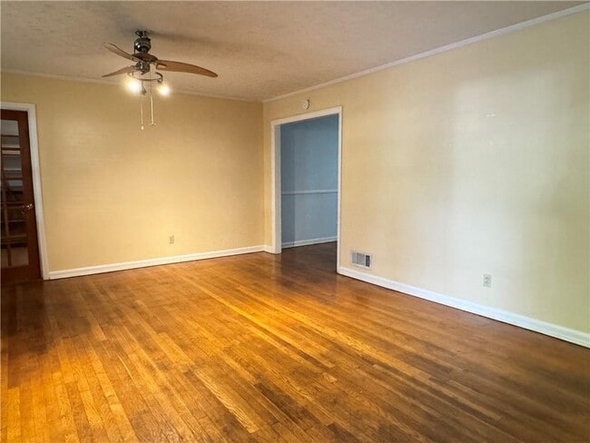 Foto del edificio - 222 Pineview Dr