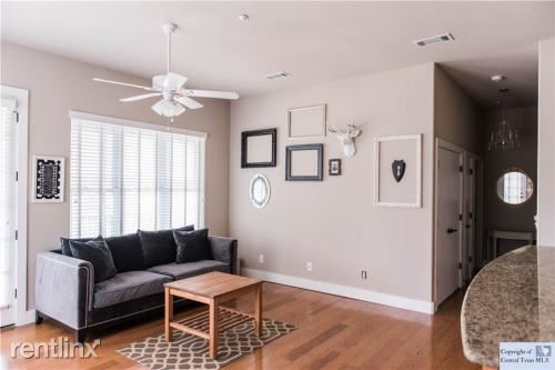 Foto del edificio - 979 N Academy Ave