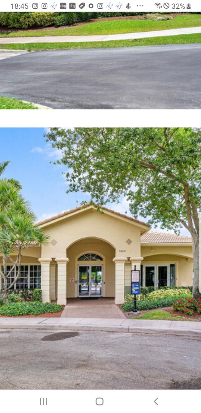 Foto del edificio - 7076 Middlebury Dr