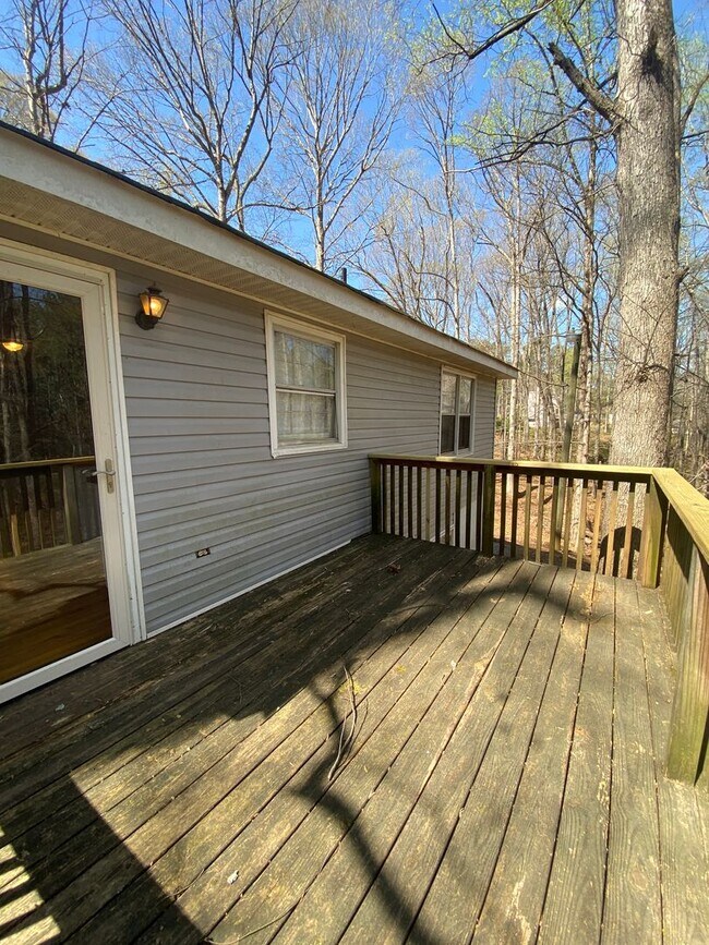 Foto del edificio - OCONEE COUNTY - Cute 2 bedroom 1.5 bath ho...