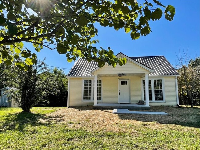 Building Photo - 1936 N Dixie Ave