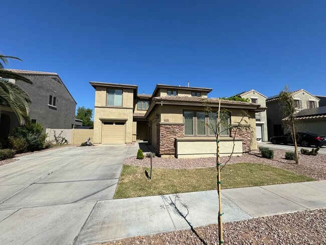 Building Photo - 4 Bedroom Home at the Grange in the Power ...