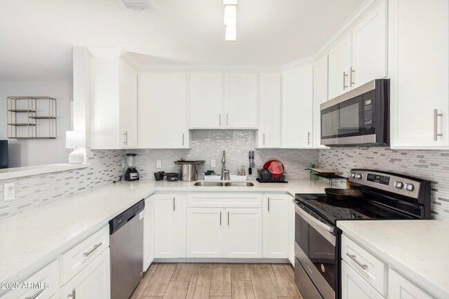 Foto del edificio - 1619 W Peoria Ave