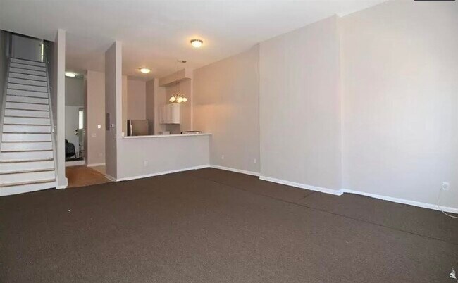 Building Photo - 511 Park Ave
